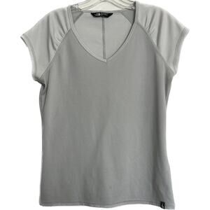 The North Face Women’s Athletic Shirt Cap Sleeve Gray Size Medium T-Shirt